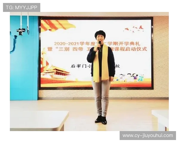 围绕大连童年足球队队长成长历程的励志人物深度解析报道专题纪实文